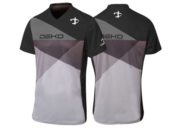 Maglia bmx da ciclismo maniche corte, modello New Freerider. Marca Deko Sports. Colore grigio/nero. Tessuto poliestere e grafica sublimata.